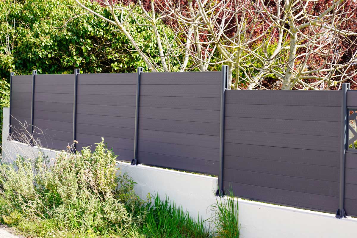 Horizontal Panel Fence