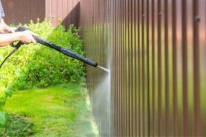How to Clean a Fence